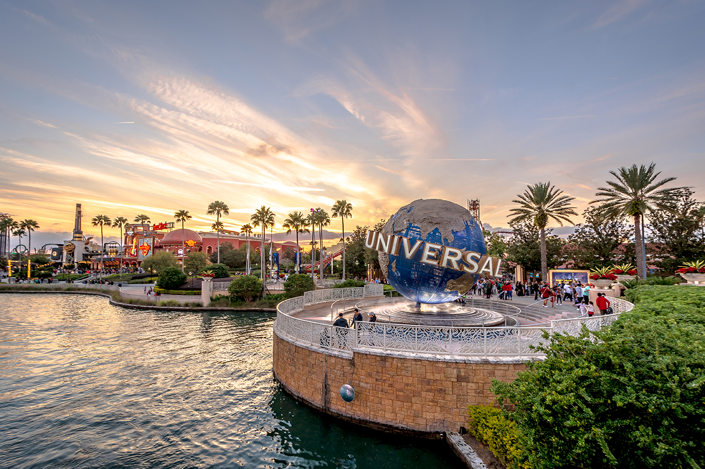 Travel To Orlando on Frontier Airlines