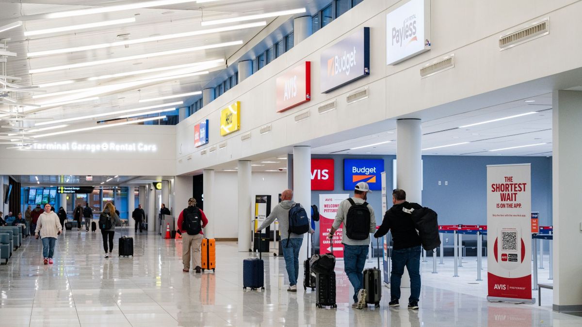 Security lines at the airport